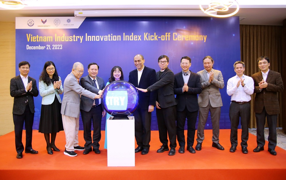 VinUni Kicks Off The Vietnam Industry Innovation Index (VIII)